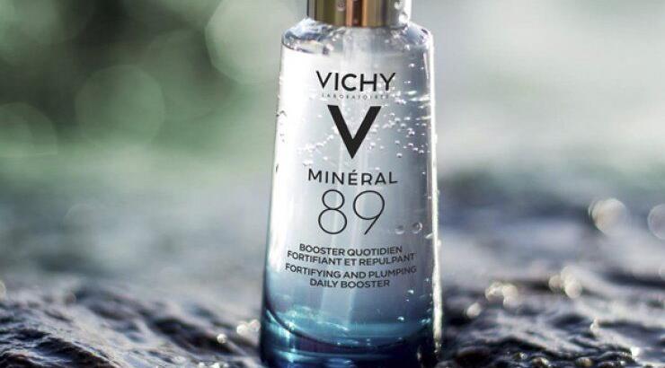 Η πρώτη καθημερινή τονωτική φροντίδα της επιδερμίδας έρχεται από την Vichy