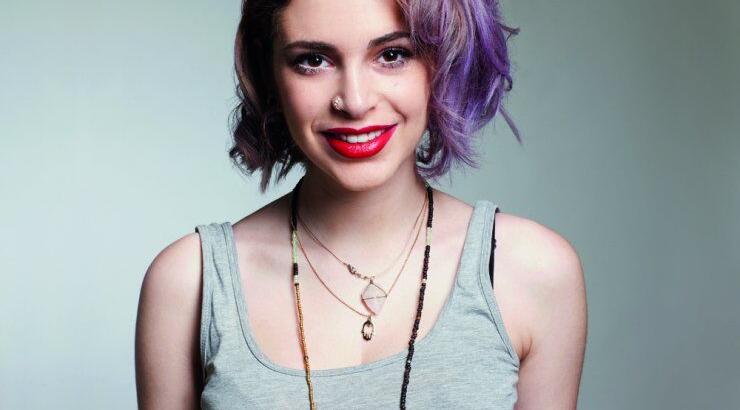 Η Κατερίνα Καμπανέλλη αγνώριστη! Ξύρισε γουλί τα μαλλιά της