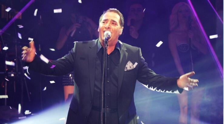 Βασίλης Καρράς: Ο λόγος που δεν τραγούδησε ποτέ στην Τουρκία [βίντεο]