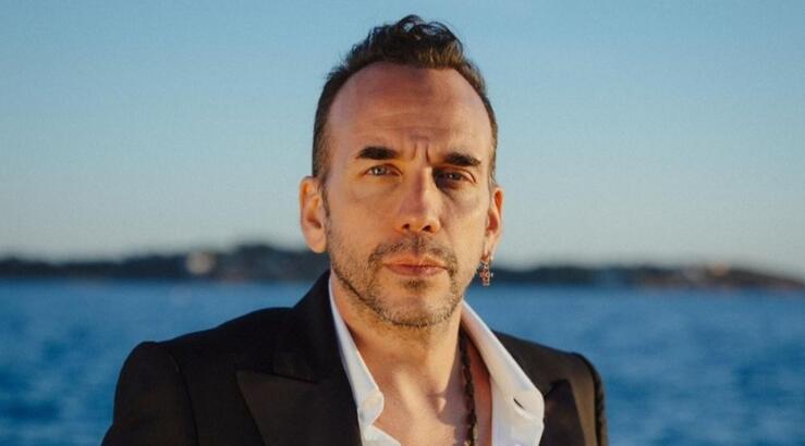 Μουζουράκης: "Μου λένε ότι έχω ομορφύνει από τότε που έγινα μπαμπάς, λες κι εγώ πέρασα την εγκυμοσύνη"