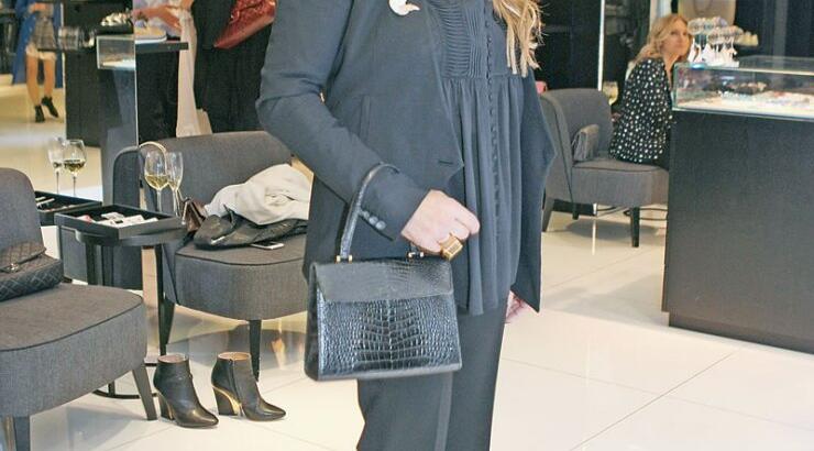 Kάτια Θεοδότου: Δείτε την με μπικίνι στην παραλία