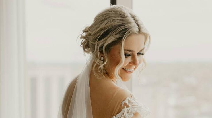 Οι μεγαλύτερες τάσεις στα bridal hair looks για το φετινό καλοκαίρι