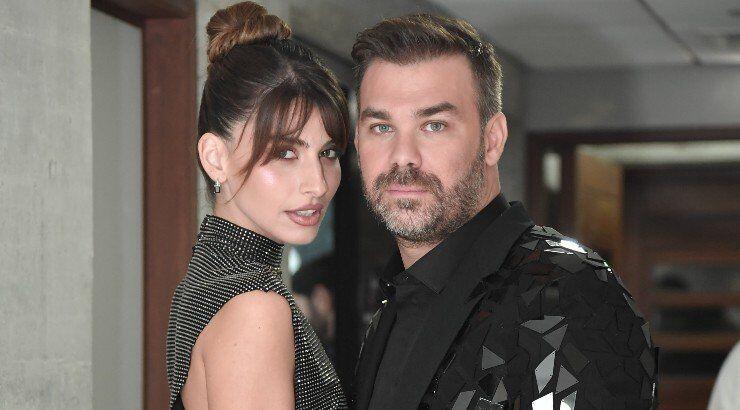 Γιώργος Σαμπάνης: Αναφέρθηκε ανοιχτά στη φημολογούμενη εγκυμοσύνη της συντρόφου του