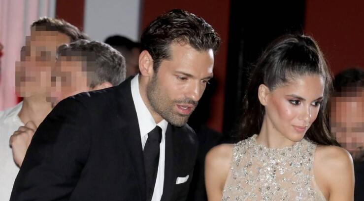 Αλεξάνδρα Νίκα: Η βόλτα αγκαλιά με τον ενάμιση μήνα γιο της, Βασίλη [εικόνα]