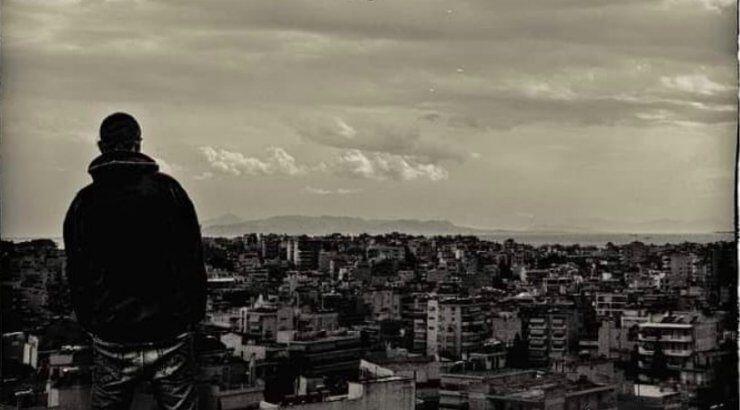 Συγκλονισμός: Νεκρός σε τροχαίο γνωστός Έλληνας ράπερ! Τον παρέσυρε οδηγός και εξαφανίστηκε [εικόνα]