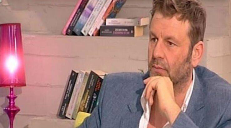  Η ερώτηση που έφερε σε αμηχανία τον Γκλέτσο και ζήτησε από τον Λιάγκα να μην απαντήσει [ βίντεο]