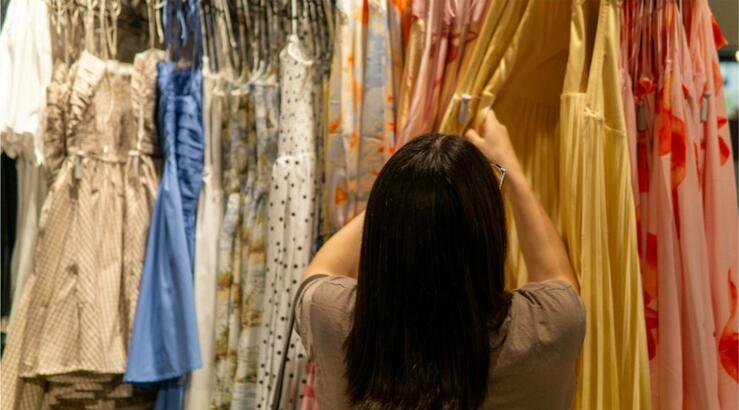 Ρούχα για την Ανάσταση: Τι να φορέσεις αντί για φόρεμα το βράδυ της Ανάστασης