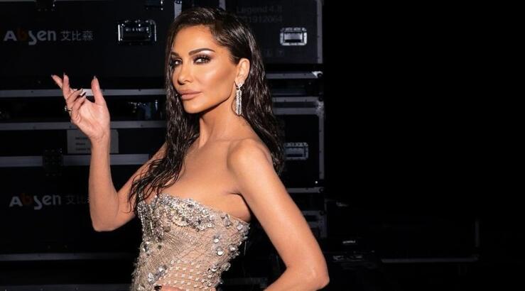 Δέσποινα Βανδή: Ο ξέφρενος χορός της σε κλαμπ της Μυκόνου [βίντεο]