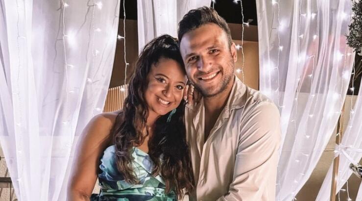 Μιχαέλα Θεοδώρου - Λευτέρης Λειβαδιώτης: Πραγματοποίησαν τον πολιτικό τους γάμο [εικόνα]