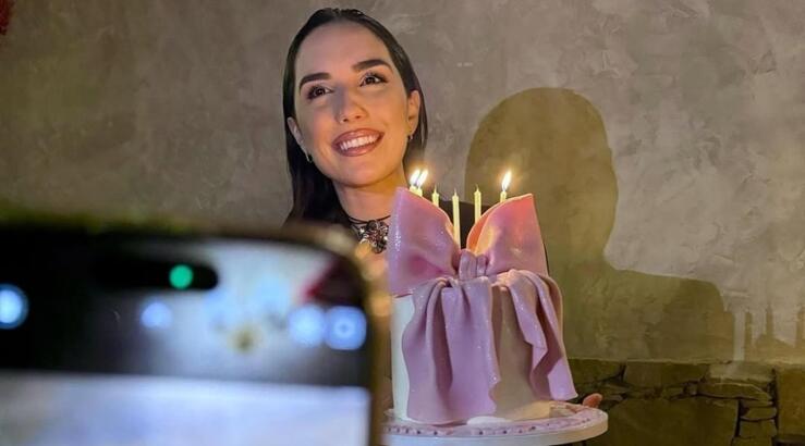 Έλενα Θεοδώρου: Γιόρτασε οικογενειακώς σε βραδινή έξοδο τα 33α γενέθλιά της [εικόνες]