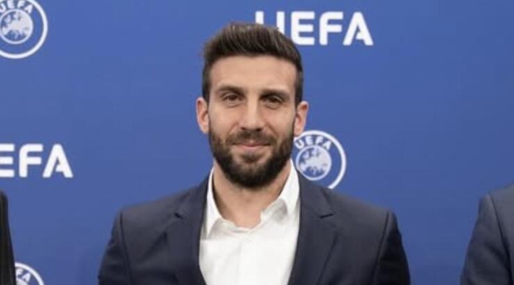 Γιώργος Εφραίμ: Καλοκαιρινές βουτιές με τους φίλους του [εικόνες]