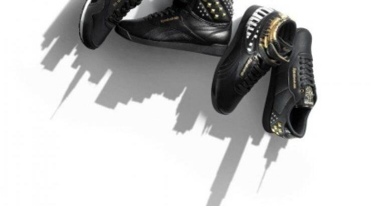 Διάσημη τραγουδίστρια λανσάρει limited edition σειρά αθλητικών ειδών