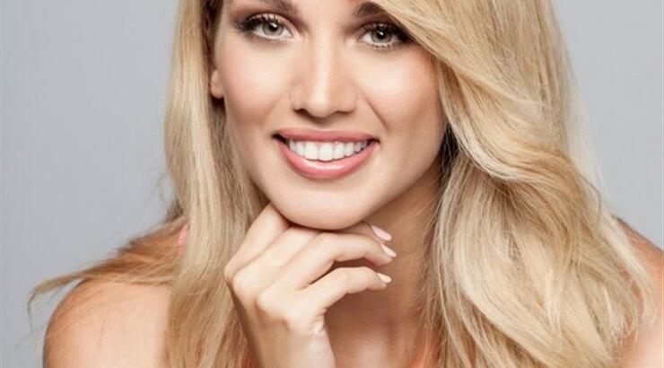 Κωνσταντίνα Σπυροπούλου: Έβγαλε τα ρούχα της στο αυτοκίνητο σε πάρκο και...