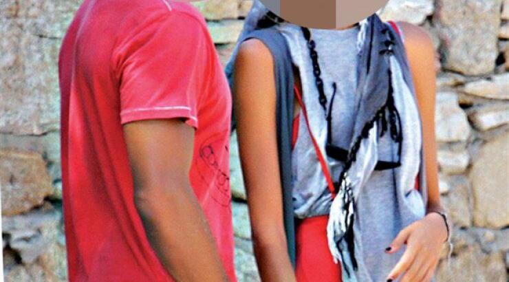 Ποιο ζευγάρι της ελληνικής showbiz αποφάσισε να συγκατοικήσει μετά από τρεισήμισι χρόνια σχέσης;