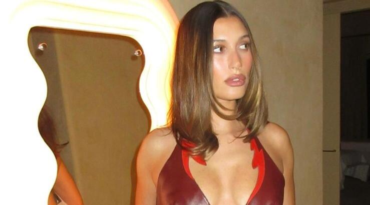 To hack της Hailey Bieber για κάλυψη των μαύρων κύκλων