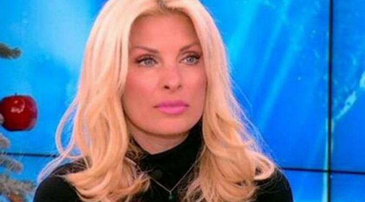 Ελένη Μενεγάκη: Γιατί εμφανίστηκε μαυρισμένη στην εκπομπή;