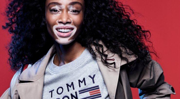 Είδαμε την capsule συλλογή της Tommy Hilfiger, “Tommy Icons” και απλά τη λατρέψαμε