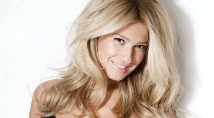 Γιορτάζει η Φαίη Σκορδά σήμερα!