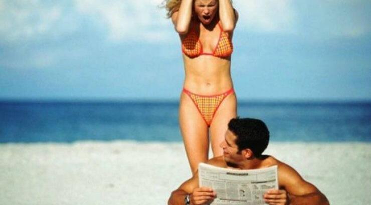 25 ανδρικές συνήθειες που τη σπάνε στις γυναίκες στις διακοπές