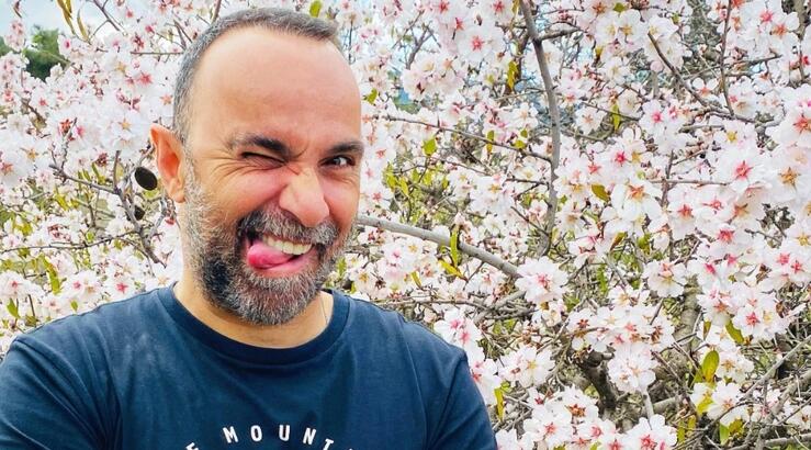 Κωνσταντίνος Τσιολής: Φωτογραφίζεται αγκαλιά με την 6 μηνών κόρη του [εικόνα]