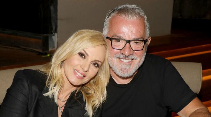 Πέγκυ Ζήνα – Γιώργος Λύρας: Η κόρη τους έγινε 14 και η τραγουδίστρια μας έδειξε αδημοσίευτες στιγμές τους