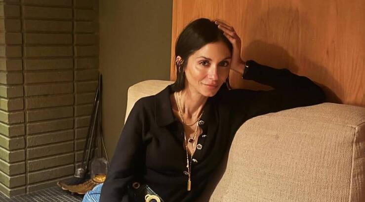 Σοφία Καρβέλα: Μπήκε σε κατάστημα Zara και αγόρασε το τέλειο outfit “έκτακτης ανάγκης”