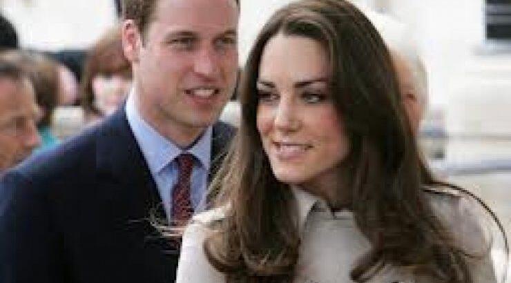 To βιβλίο που καίει την μελλοντική βασίλισσα