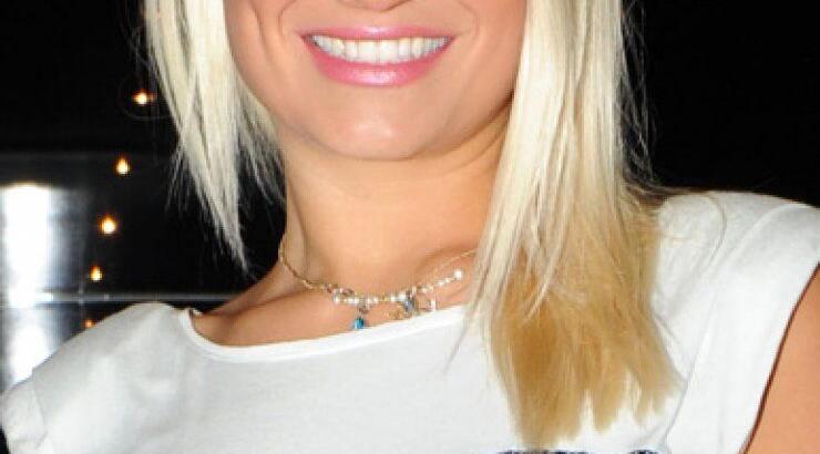  Στο μαιευτήριο η Σκορδά - Γεννάει από στιγμή σε στιγμή