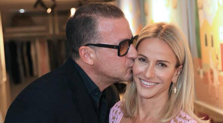 Χρύσανθος Τσουρούλλης: Έστειλε στην Έμιλυ Γιολίτη δεκάδες κόκκινα τριαντάφυλλα [εικόνες]