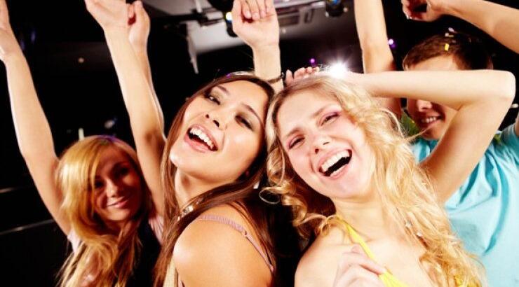 Πως αντιδρούν τα ζώδια όταν είναι single;