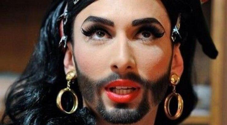 Ξυρίστηκε σε ένδειξη διαμαρτυρίας για την Κοντσίτα, ο Παντελής Παντελίδης!