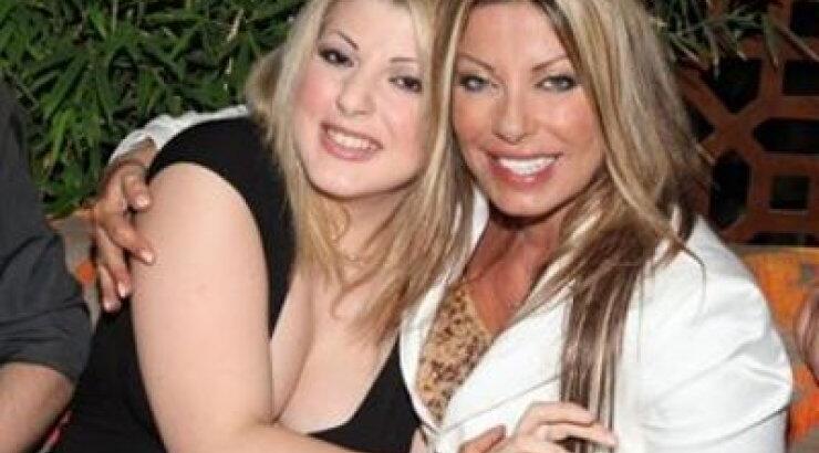 Απίστευτη αλλαγή! Δείτε την κόρη της Άντζελας Δημητρίου με καυτό μπικίνι και τρομερά αδυνατισμένη