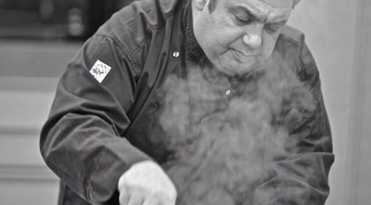 Χριστόφορος Πέσκιας: Ο σεφ της νοσταλγικής κουζίνας