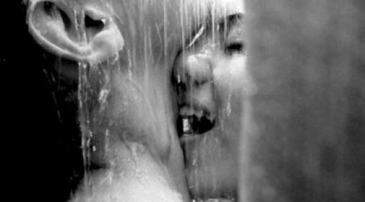 Αυτοί είναι οι 5 κίνδυνοι που κρύβει το σεξ στο ντους