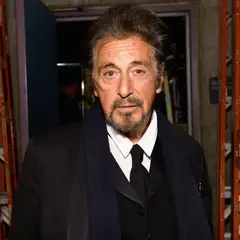 Al Pacino: H σπάνια εμφάνιση με τη σύντροφό του, Noor Alfallah στo fashion show του Dior