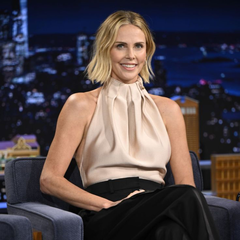 Charlize Theron: Η σπάνια εμφάνιση με τις κόρες της στο κόκκινο χαλί