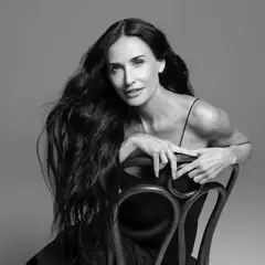 Η τραυματική εφηβεία της Demi Moore