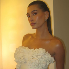 Hailey Bieber: Έγλυψε τα οπίσθια φίλης της στα γενέθλια της Kylie Jenner