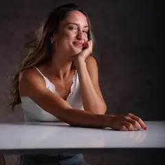 Αιμιλία Καναρέλη: Η φωνή που νίκησε τον πόνο και έγινε μήνυμα ζωής