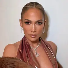 Jennifer Lopez: Το παιδί της εμφανίστηκε με νέο όνομα στην αποφοίτησή του