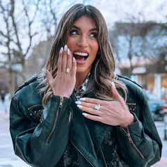 Αθηνά Οικονομάκου: Αυτή είναι η σχεδιάστρια που εμπιστεύτηκε για το νυφικό της