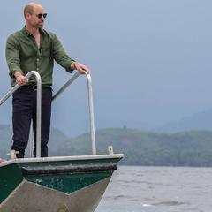 Πρίγκιπας William: Ξυπόλυτος σε αγώνα beach volley στη Βραζιλία