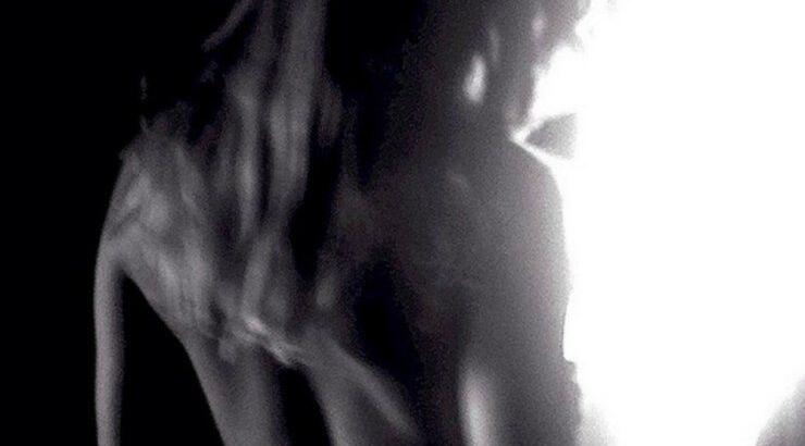 Πασίγνωστη Ελληνίδα μοντέλο κατήγγειλε τον σύντροφό της για βιασμό!