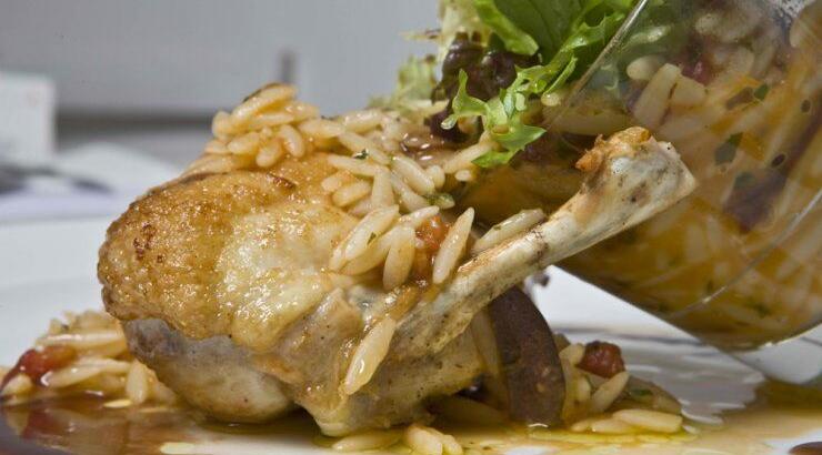 Κοτόπουλο με κριθαράκι