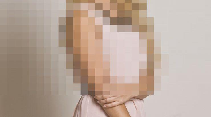 Ερωτικό τρίγωνο: Ποια Κύπρια ηθοποιός έπιασε στα πράσα το σύζυγό της με την αδερφή της;