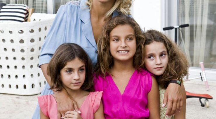 Γιώτα Παπαδοπούλου: Δείτε την κόρη της Έλενα να της φτιάχνει τα μαλλιά