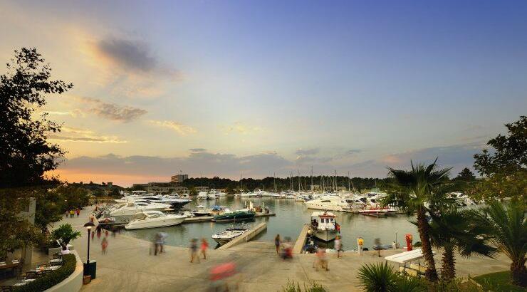 Sani Marina: Ένας γαστρονομικός & shopping προορισμός 