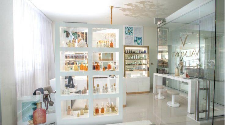 Vrissiana Beach Hotel: Απέκτησε την δικιά της Valmont Boutique & Spa