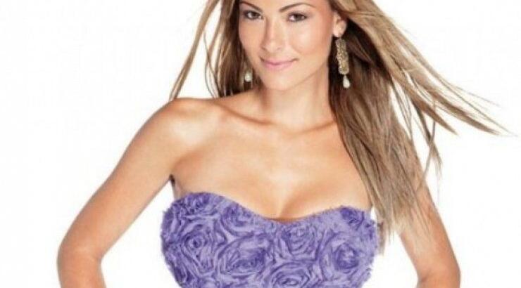 Έξαλλη η Καμπούρη με τις φήμες για την…πανελίστρια