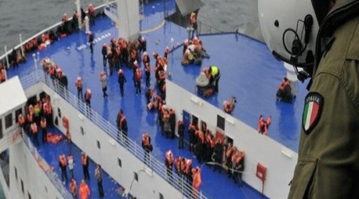 Σοκ: Μεταξύ των επιβατών του Norman Atlantic πασίγνωστη Ελληνίδα τραγουδίστρια!